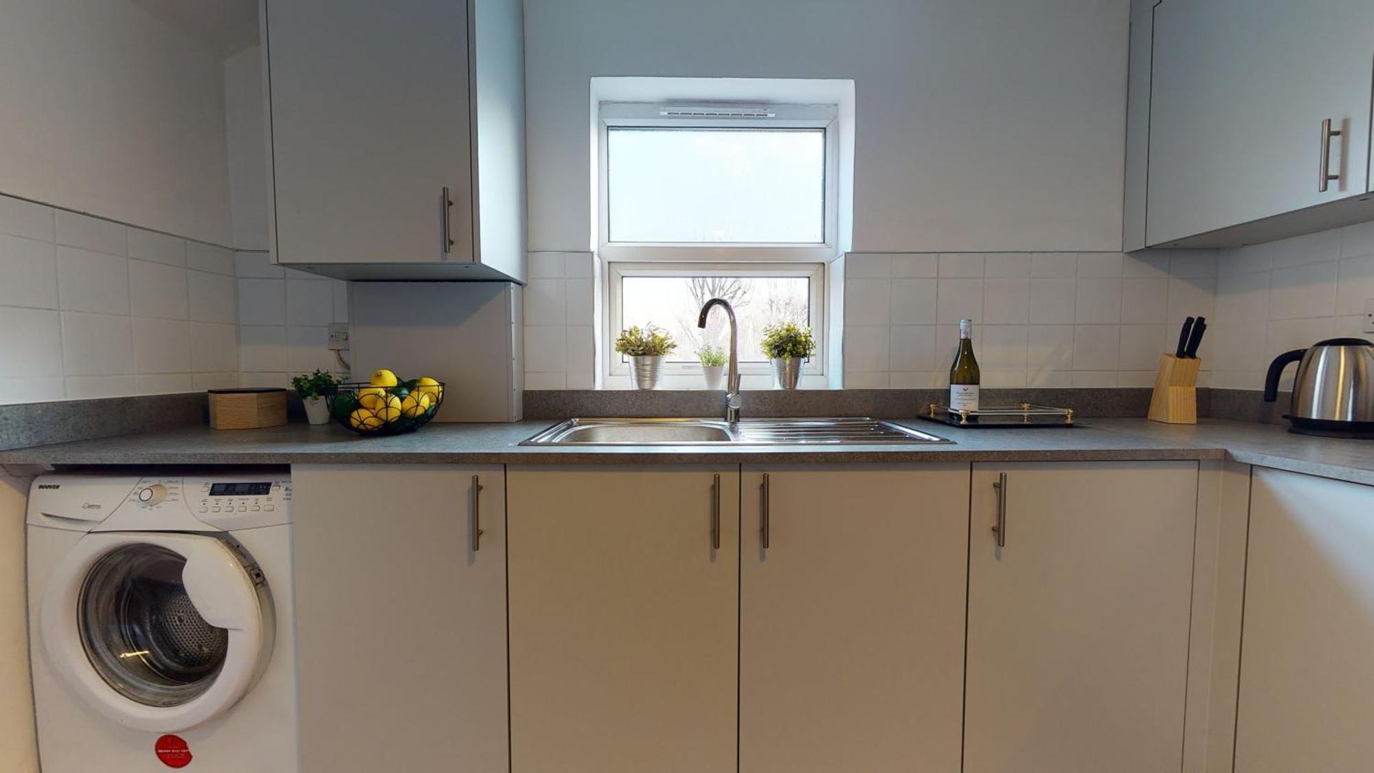 Dulwich Family-sized 3br Near King's Hospital Great For Business & Contractors Apartment *