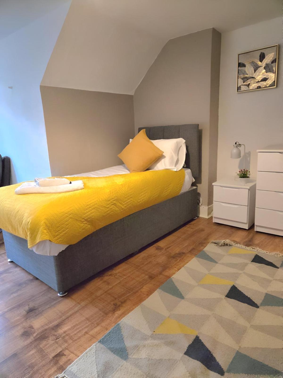 Dulwich Family-sized 3br Near King's Hospital Great For Business & Contractors * London